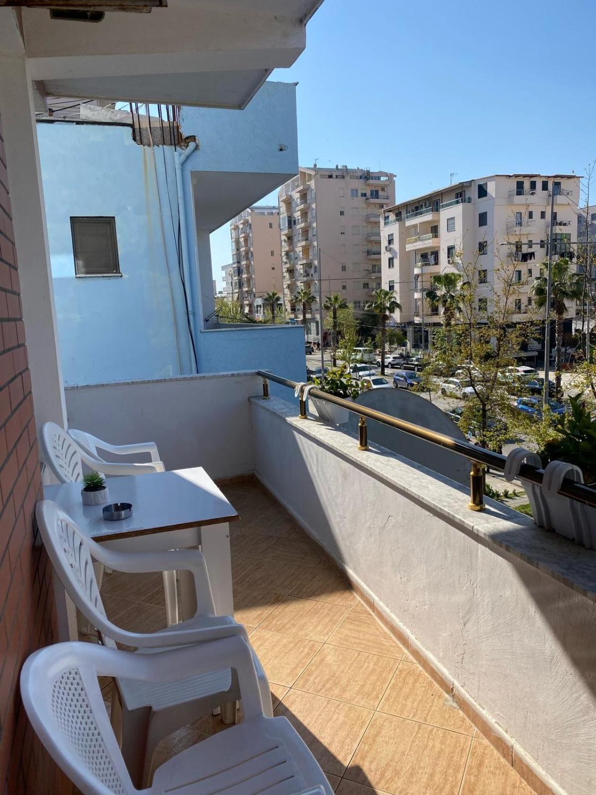 Rai Rooms Дуррес Экстерьер фото